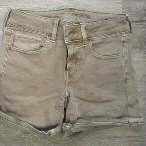 American Eagle khaki super stretch jean shorts, size 0